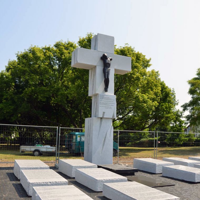 Pomnik ofiar ludobójstwa dokonanego przez nacjonalistów ukraińskich na obywatelach II RP